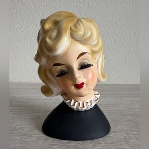 Vintage 1964 Inarco E-2006 Lady Head Vase with Black Top 5 1/2”